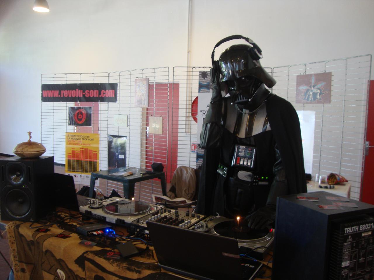 Un 1er invité aux platines de Revolu'son!