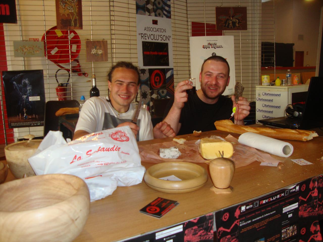 Casse dale dégustation des produits régionaux de la Foire!