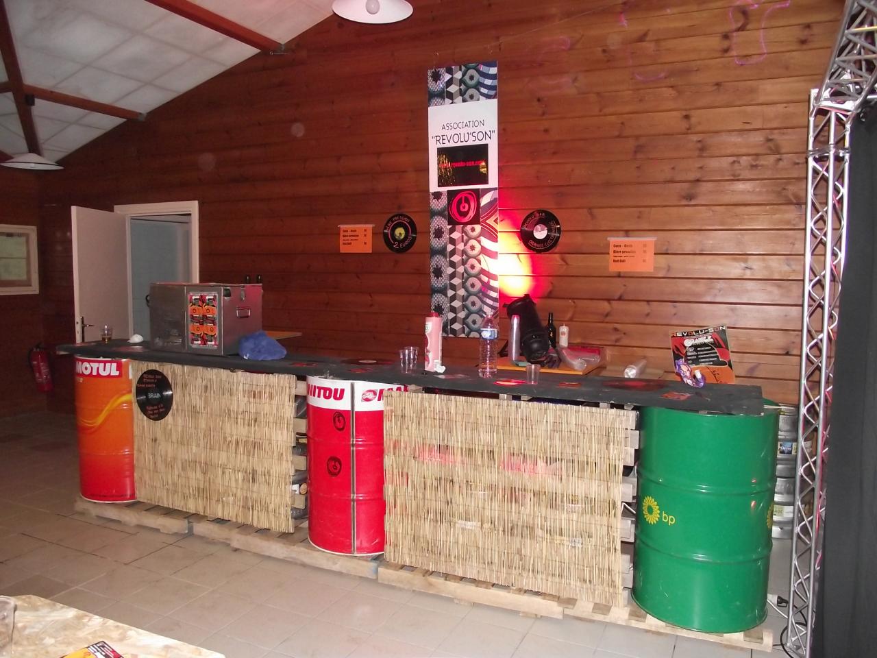 Le Bar est prêt!