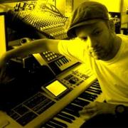 Commence en 95', américain, style deep house