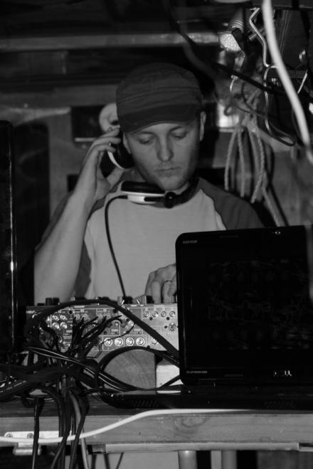 seb-dj-3.jpg